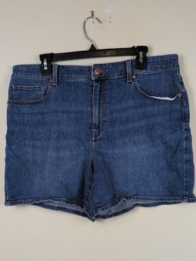 Talbots Relaxed Girlfriend Denim Short 5" Size 14